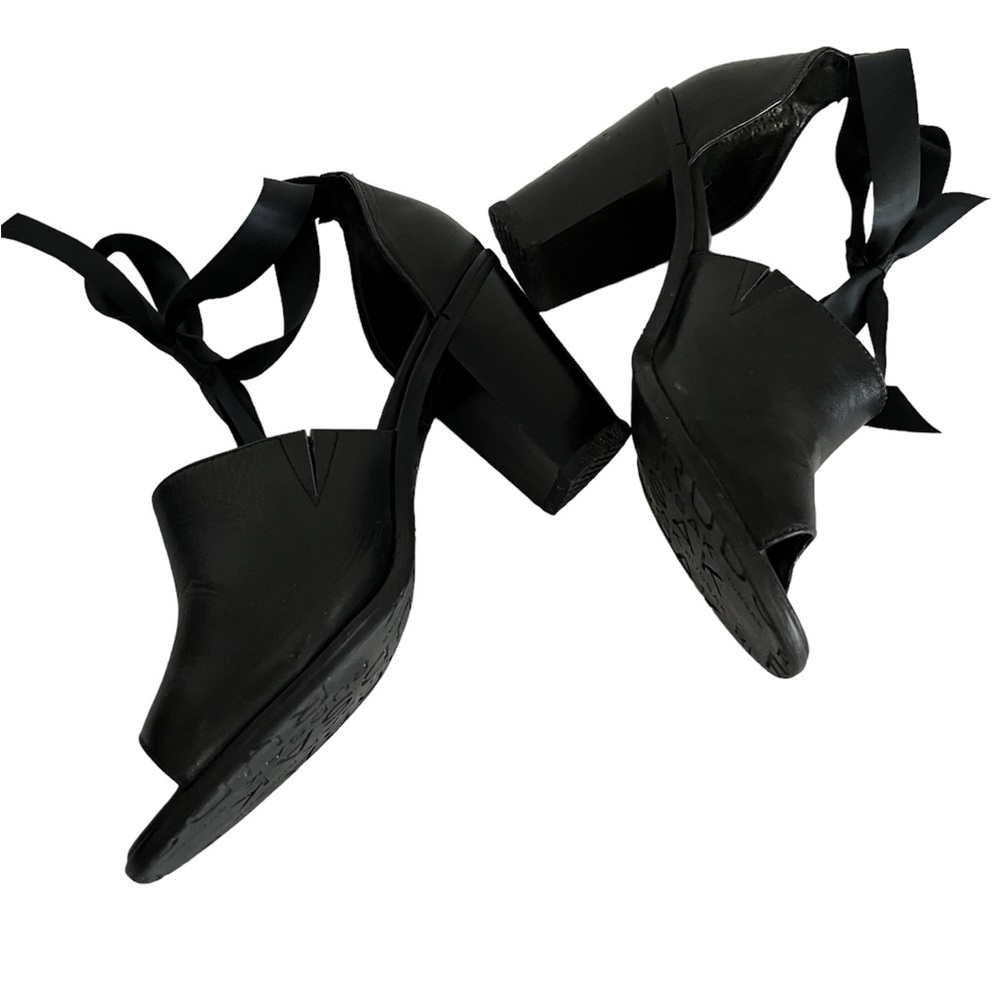 RUDSAK PEEP TOE SANDAL WITH ANKLE TIE